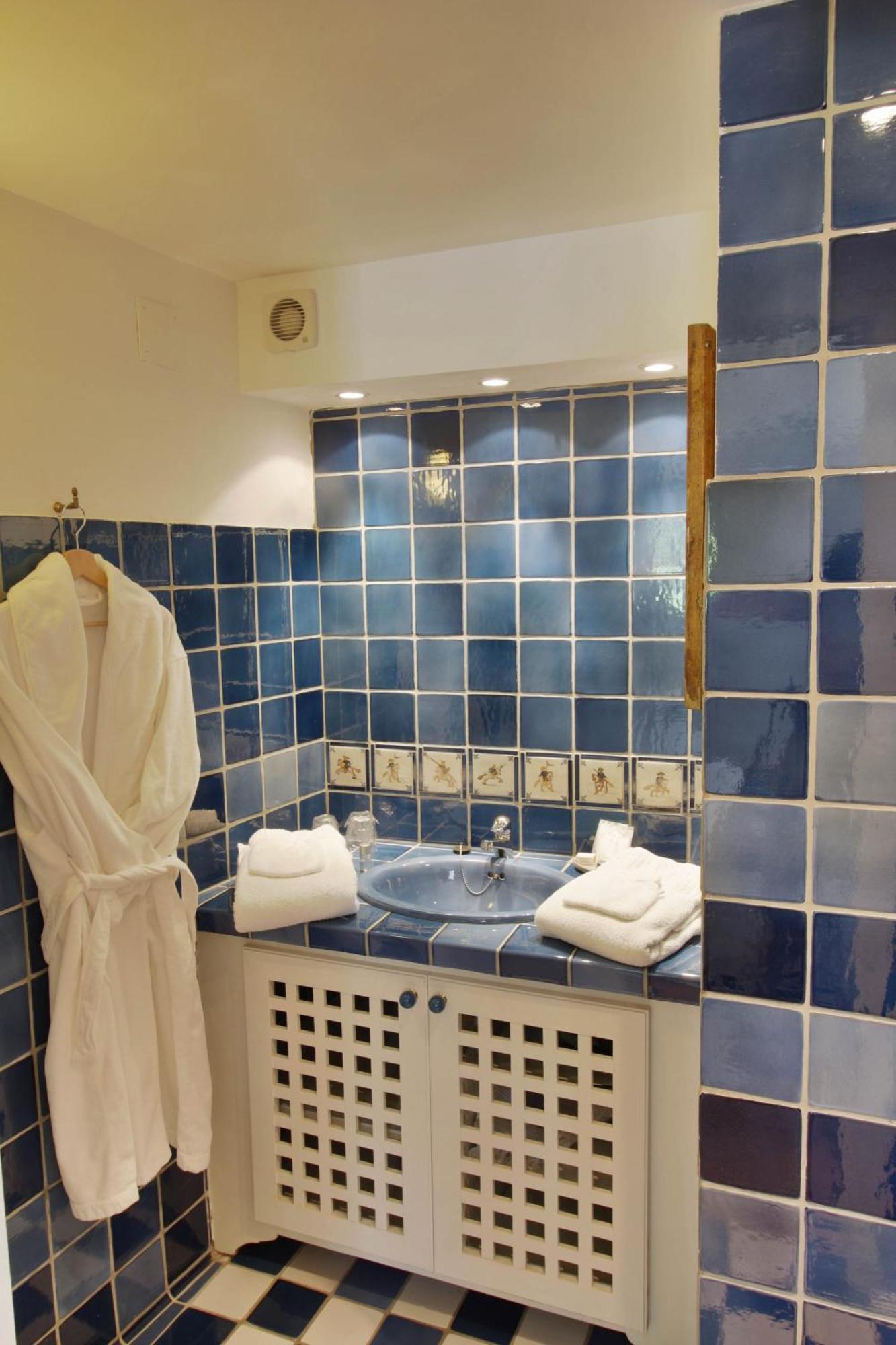 Le Moulin En Provence Bed & Breakfast Saint-Antonin-sur-Bayon Room photo