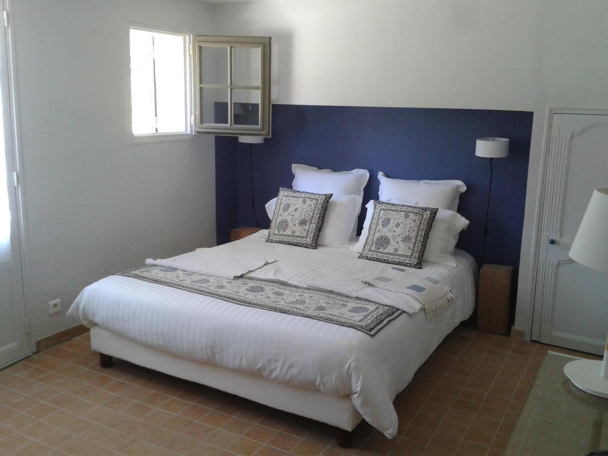 Le Moulin En Provence Bed & Breakfast Saint-Antonin-sur-Bayon Room photo