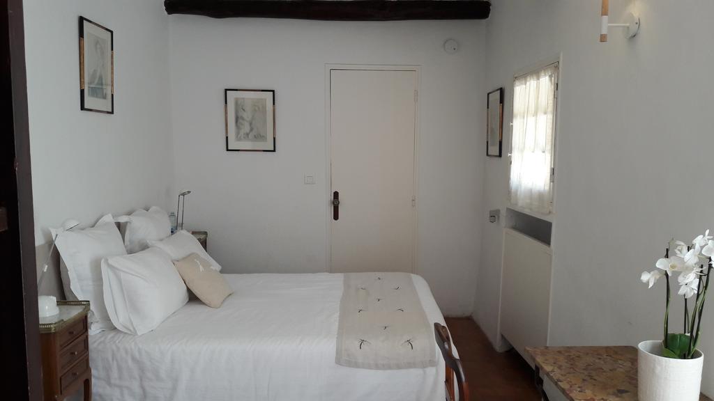 Le Moulin En Provence Bed & Breakfast Saint-Antonin-sur-Bayon Room photo